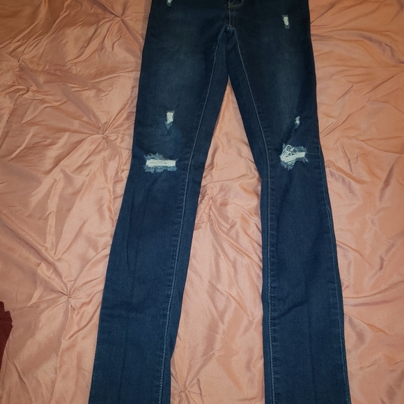 Jeans - Picture 2 of 3
